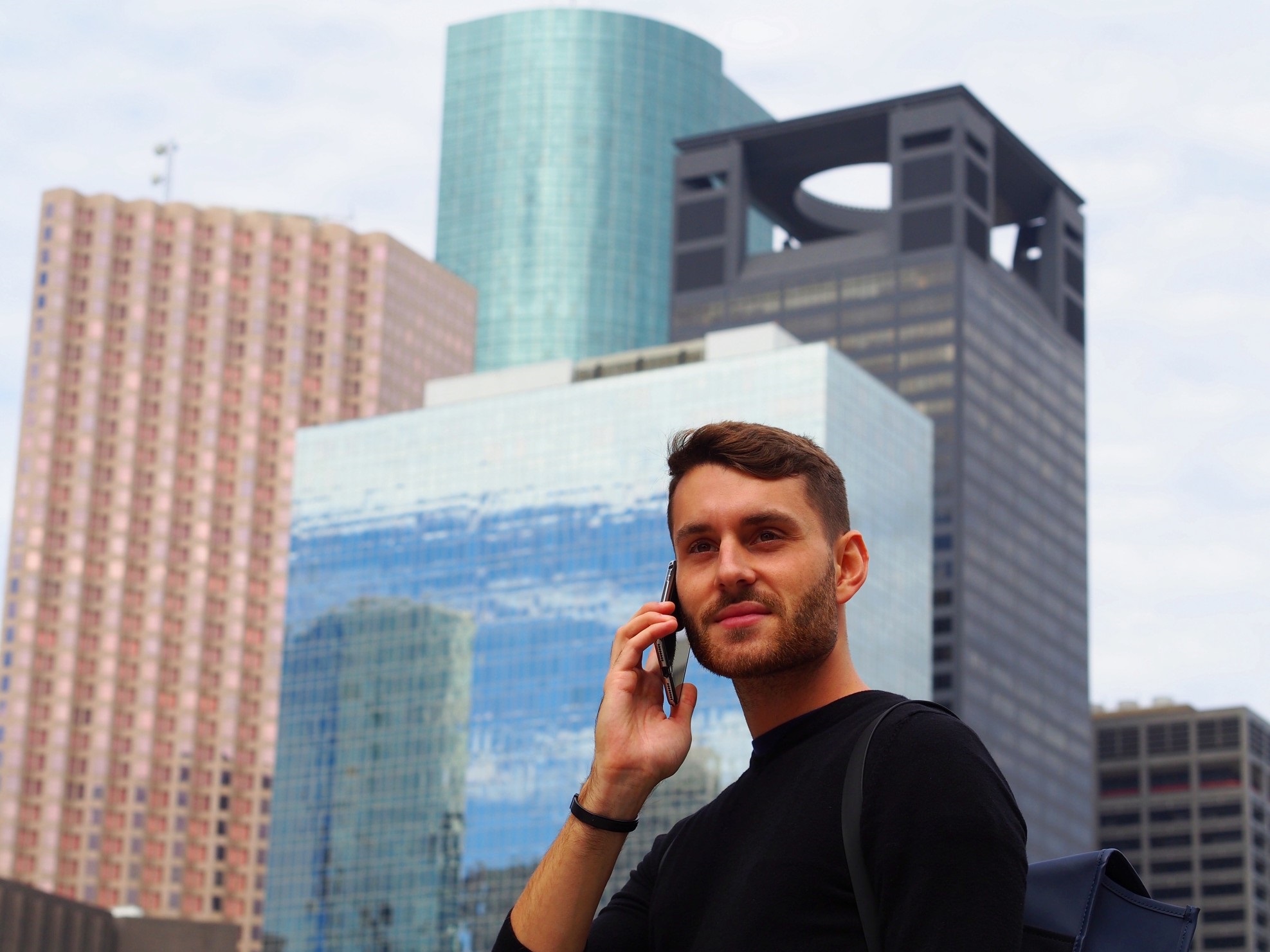 attractive Houston single in downtown Houston